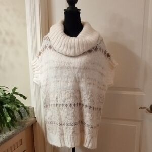 Free People Ivory Turtleneck Sweater. Size XS